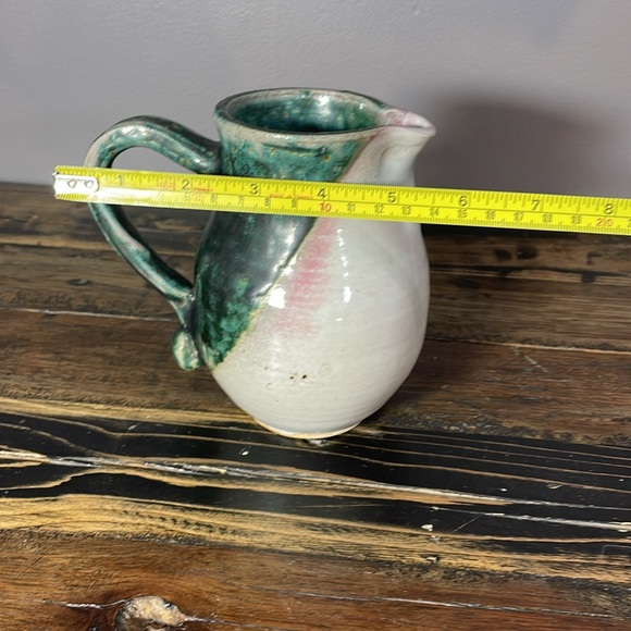 Adorable pottery price. Handmade. Gorgeous greens and pinks with a gold vein - Picture 14 of 17